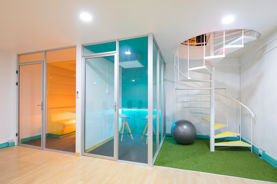 Austrian Startup fibionic Secures €3 Million to Revolutionize Lightweight Engineering with Dragonfly-Inspired Tech