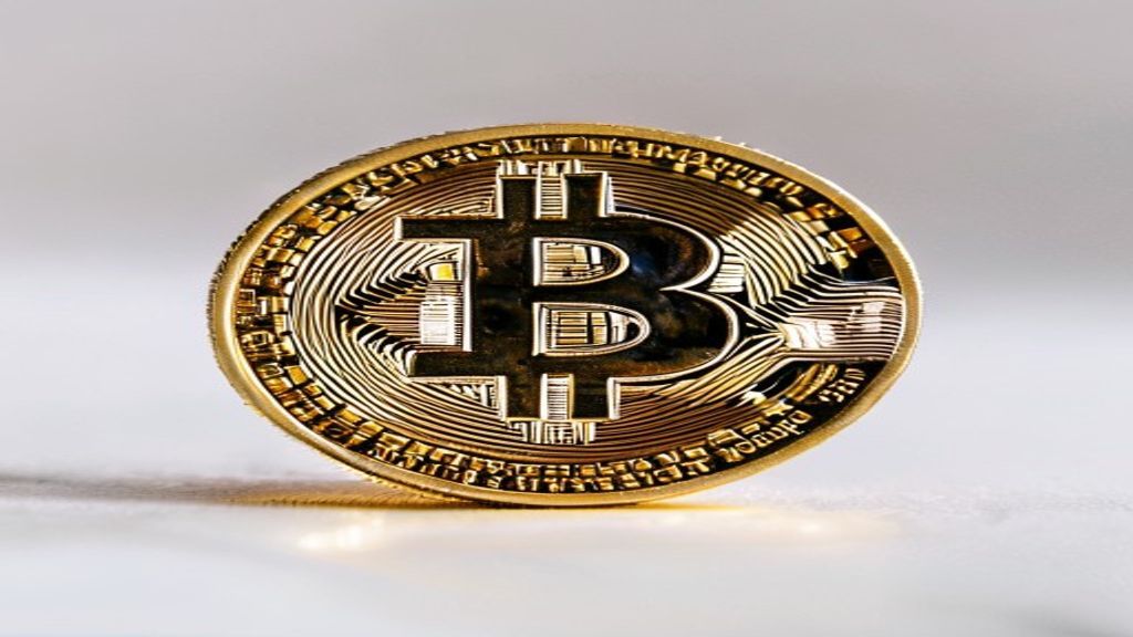 Bitwise CIO Predicts Sustained Bitcoin Rally: What $7 Billion in BTC Means for Investors